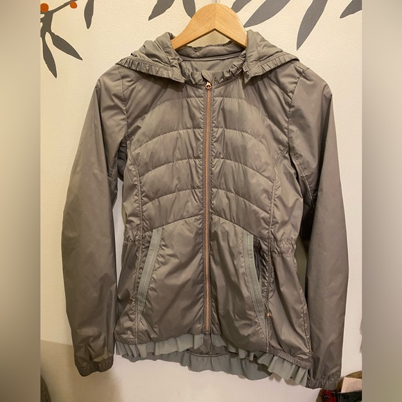 Lululemon Spring Fling Jacket - Picture 3 of 7